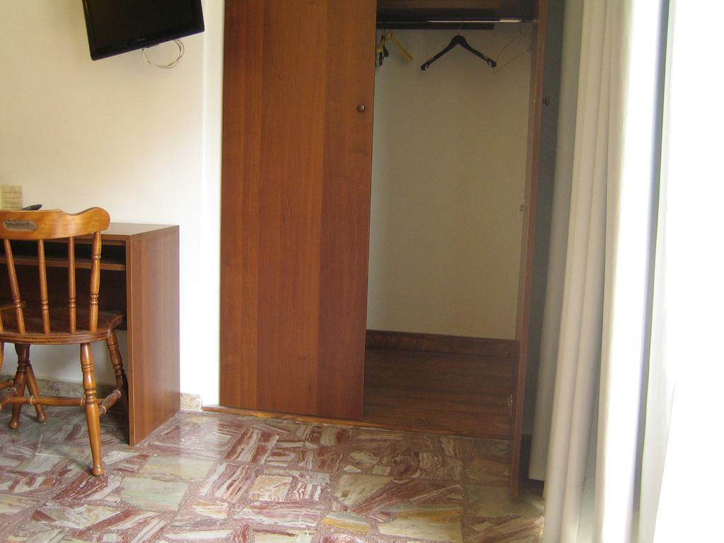 Albergo Carpino Mangone  Exterior photo
